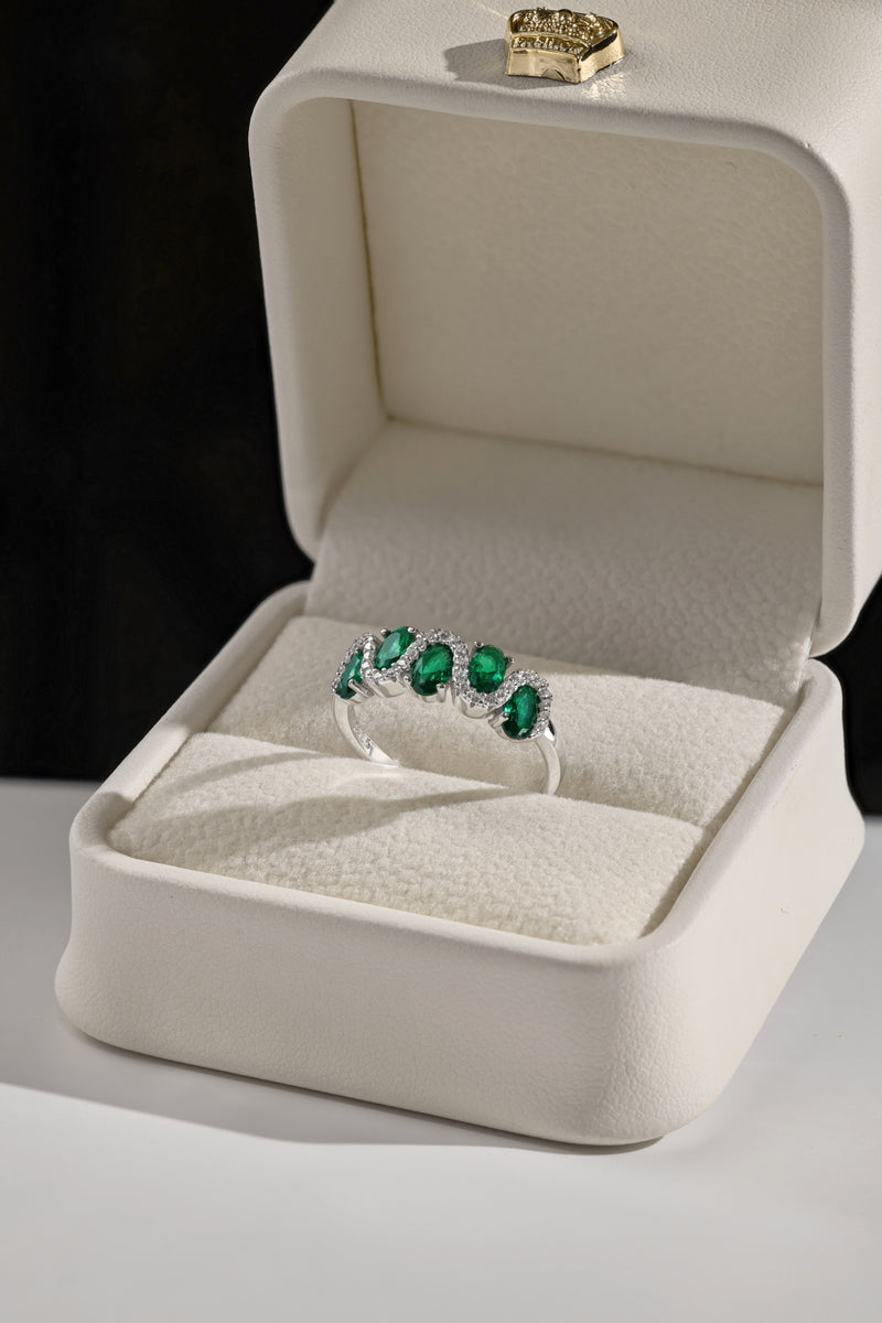 The Bella Ring